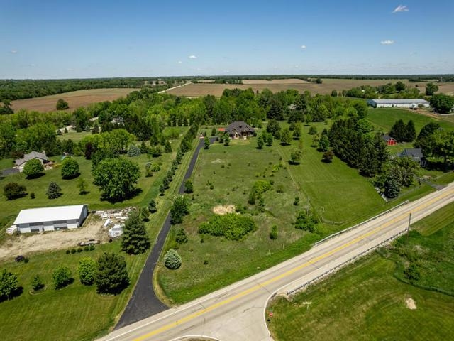 Rockford, Illinois 61102, United States, 4 Bedrooms Bedrooms, ,5 BathroomsBathrooms,Residential,Active,77147