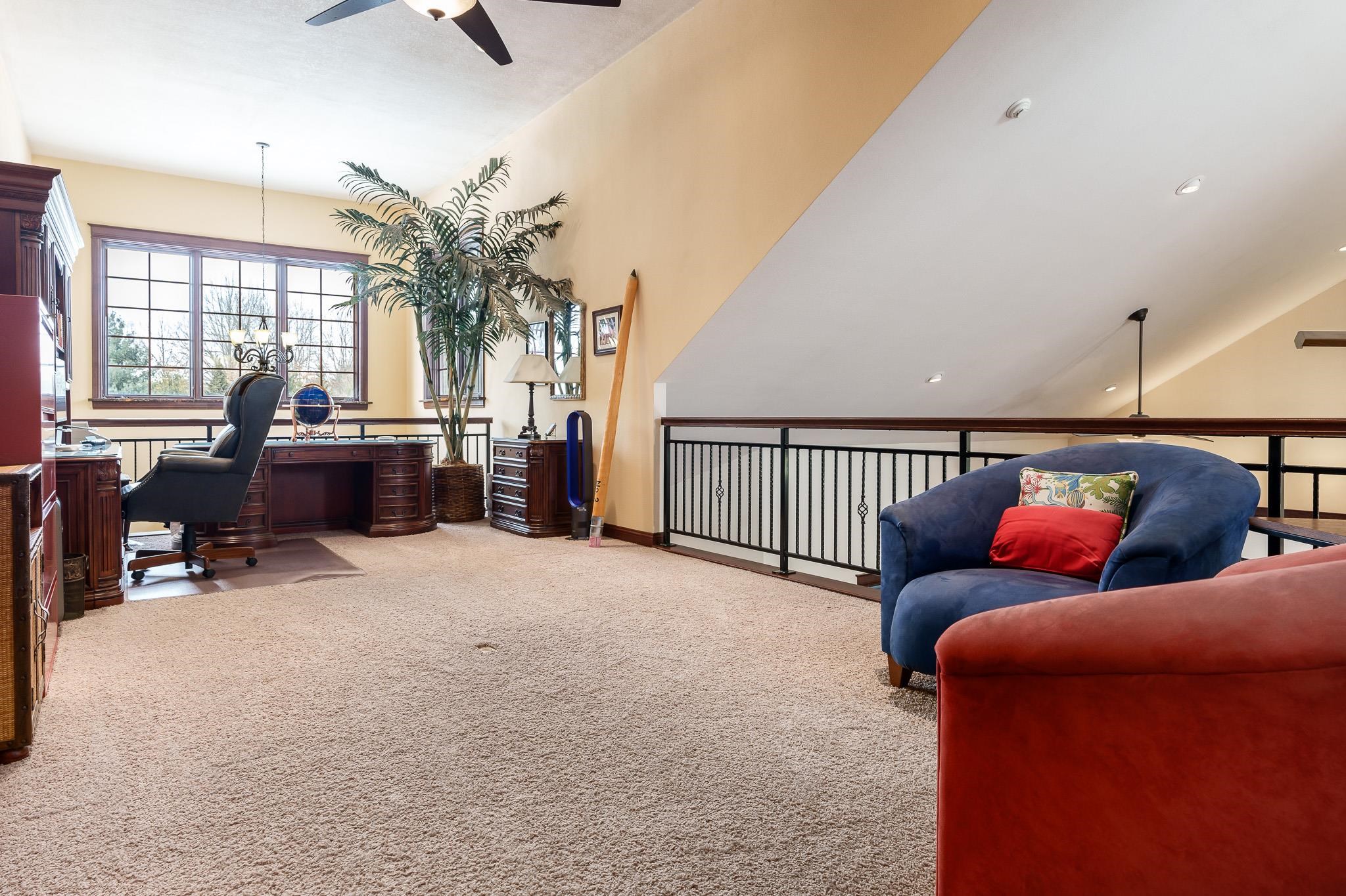 Rockford, Illinois 61102, United States, 4 Bedrooms Bedrooms, ,5 BathroomsBathrooms,Residential,Active,77147