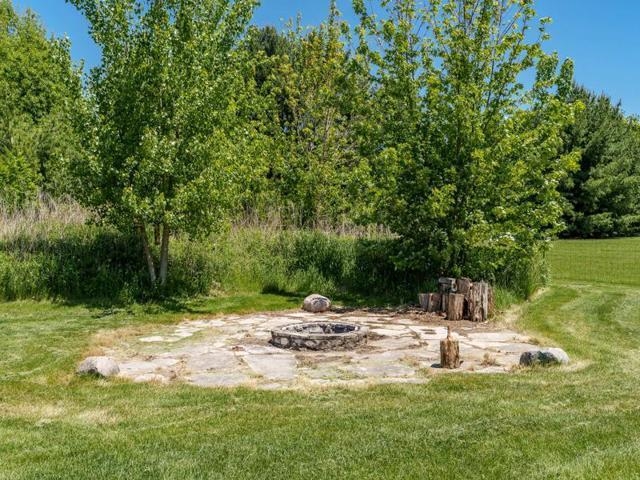 Rockford, Illinois 61102, United States, 4 Bedrooms Bedrooms, ,5 BathroomsBathrooms,Residential,Active,77147