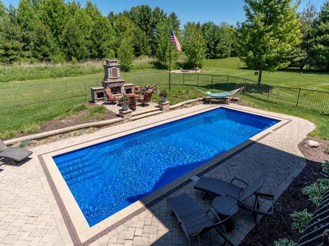 Rockford, Illinois 61102, United States, 4 Bedrooms Bedrooms, ,5 BathroomsBathrooms,Residential,Active,77147