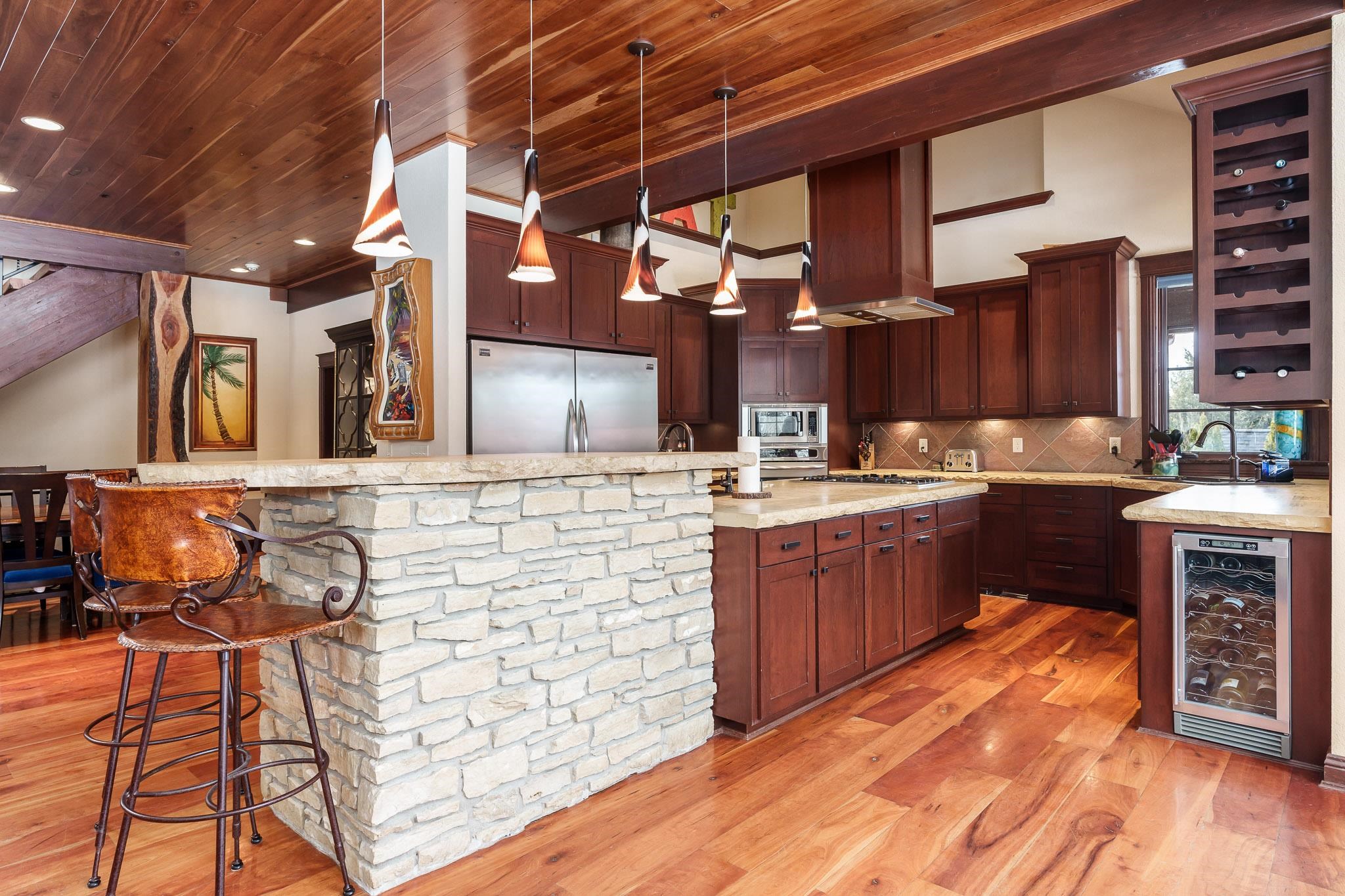 Rockford, Illinois 61102, United States, 4 Bedrooms Bedrooms, ,5 BathroomsBathrooms,Residential,Active,77147