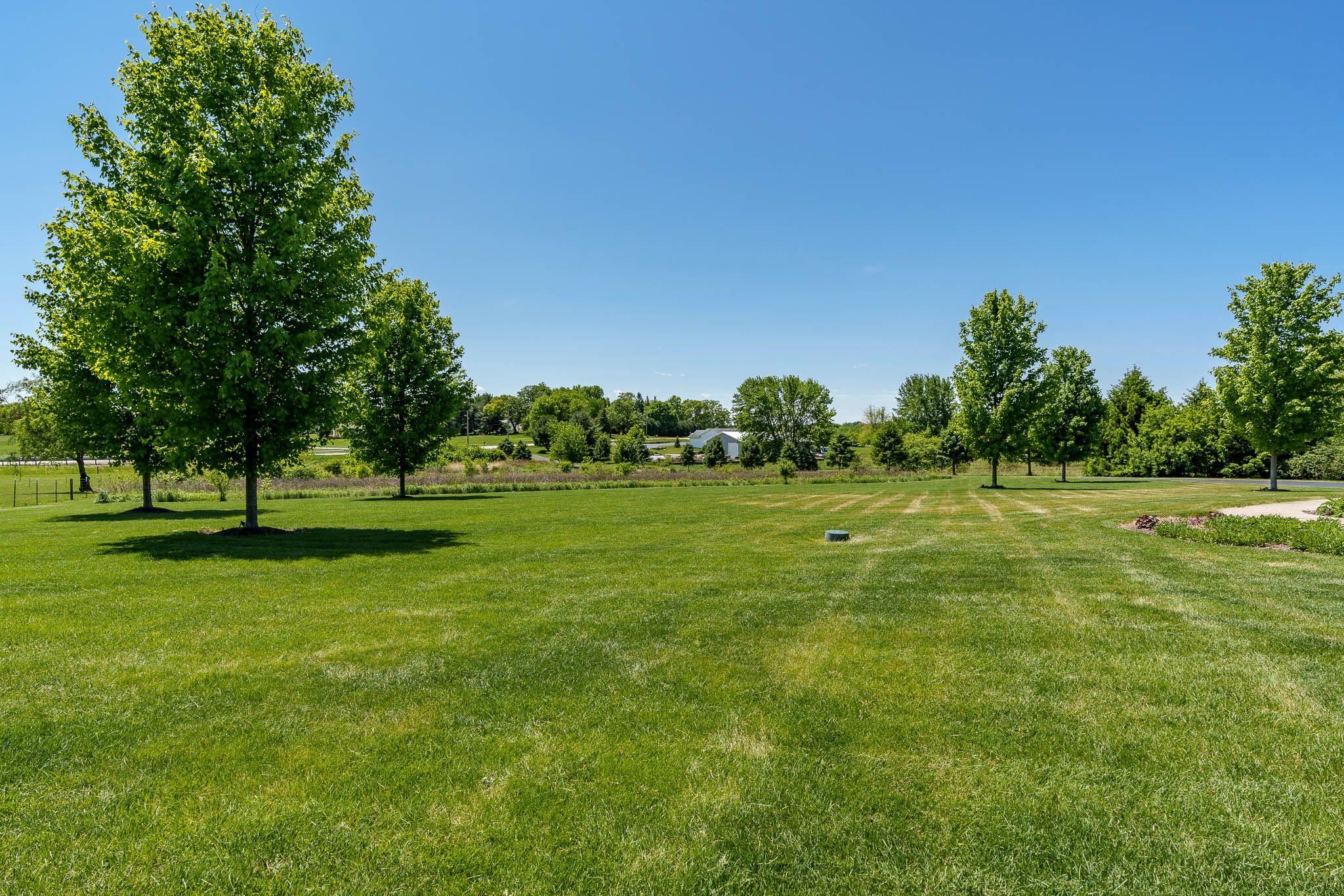 Rockford, Illinois 61102, United States, 4 Bedrooms Bedrooms, ,5 BathroomsBathrooms,Residential,Active,77147