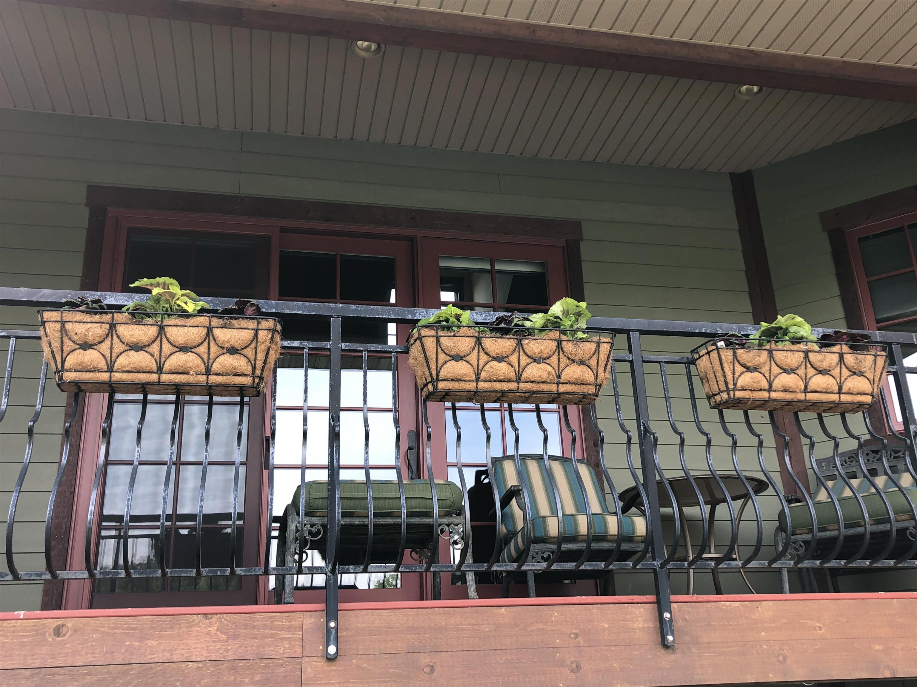 Rockford, Illinois 61102, United States, 4 Bedrooms Bedrooms, ,5 BathroomsBathrooms,Residential,Active,77147