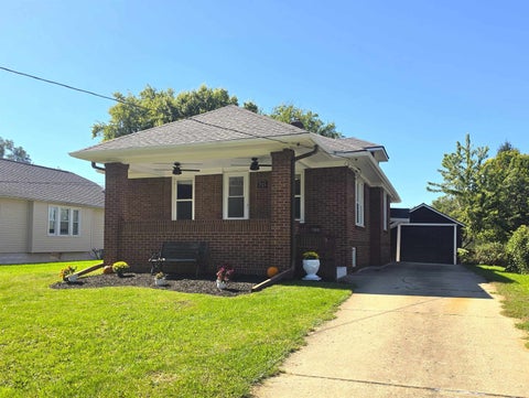 Homes For Sale - 715 Catherine Street<br/> OTTAWA, IL 61350