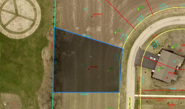 716 YINGLING DR, DIXON, IL 61021 - Image b03ced79e7efa75d5b3fd4877b0a914e/1863127586
