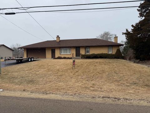 Homes For Sale - 11224 Ventura Blvd Blvd<br/> Winnebago County, MACHESNEY PARK, IL 61115