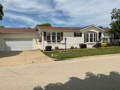 Mobile Home For Sale - 5354 Autumnash Ln<br/> MACHESNEY PARK, IL 61115