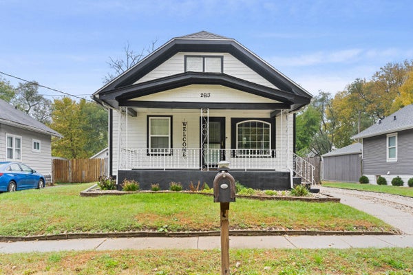 2613 S 6TH ST, ROCKFORD, IL 61109 - Image b206a84a8b0159aabef9504cfeba1b1b/989262268