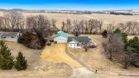 Homes For Sale - 8701 N Main Street<br/> Ogle County, LEAF RIVER, IL 61047