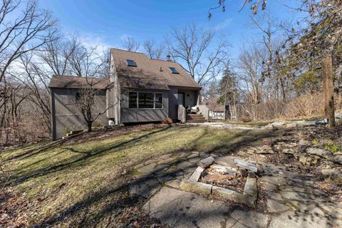 Homes For Sale - 14 Pinehurst Court<br/> GALENA, IL 61036