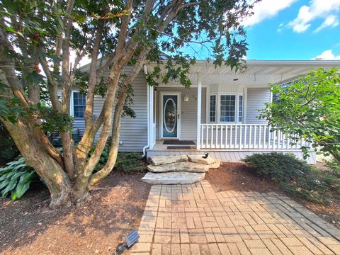 Homes For Sale - 303 Prairie St St<br/> Bureau County, SPRING VALLEY, IL 61362