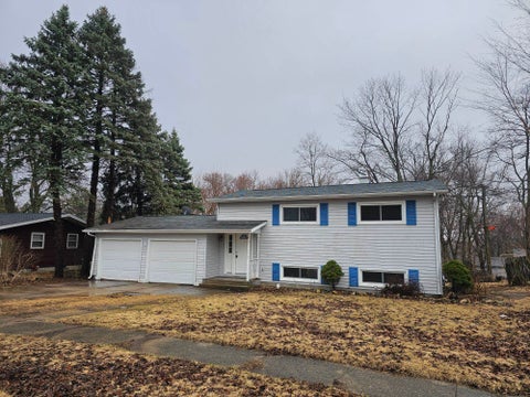 Homes For Sale - 808 Crest View Trail<br/> Ogle County, BYRON, IL 61010