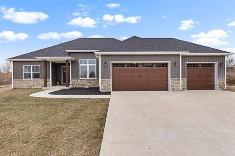 Homes For Sale - 4144 Trimble Lane<br/> Winnebago County, ROCKFORD, IL 61102