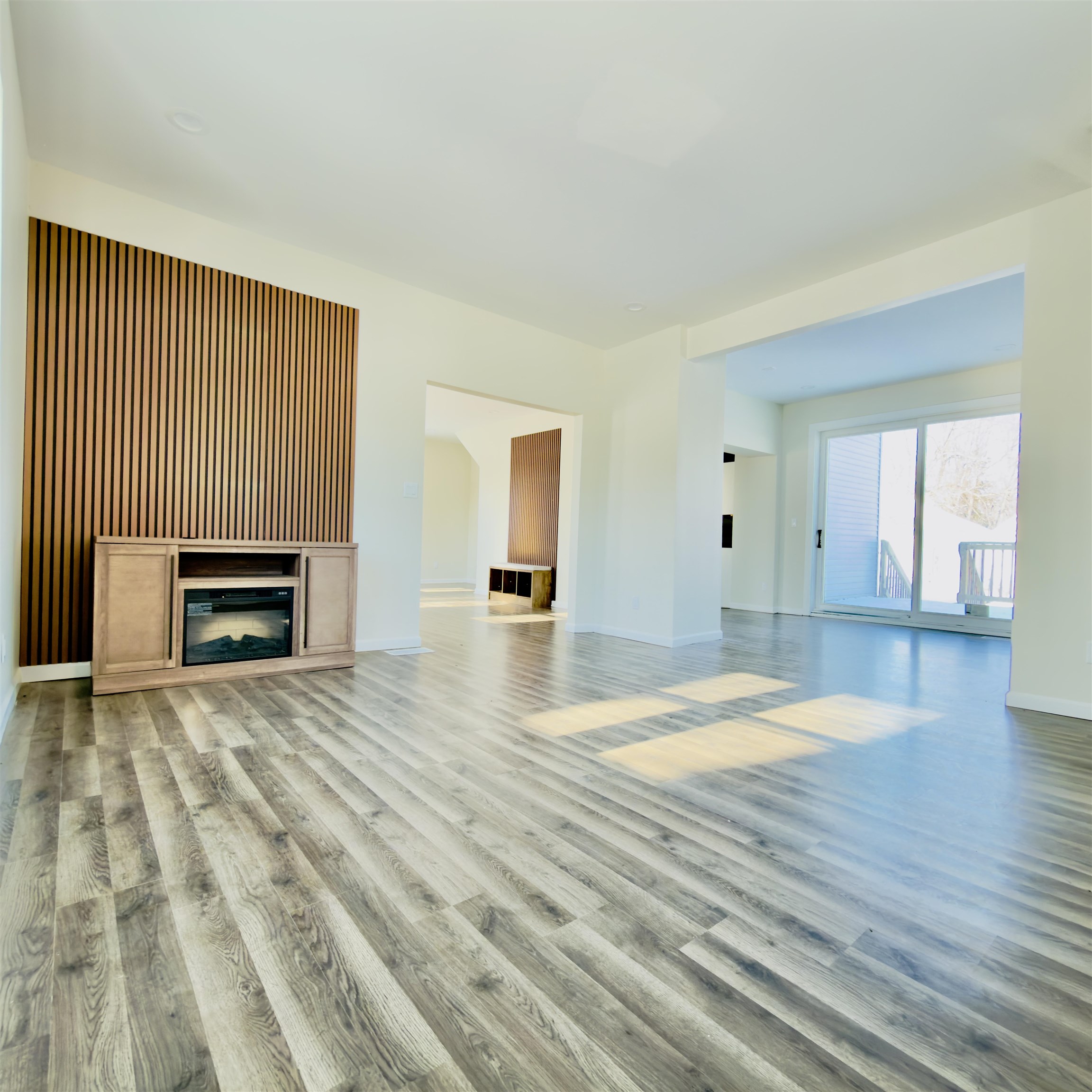 407 Allen St - Photo 4