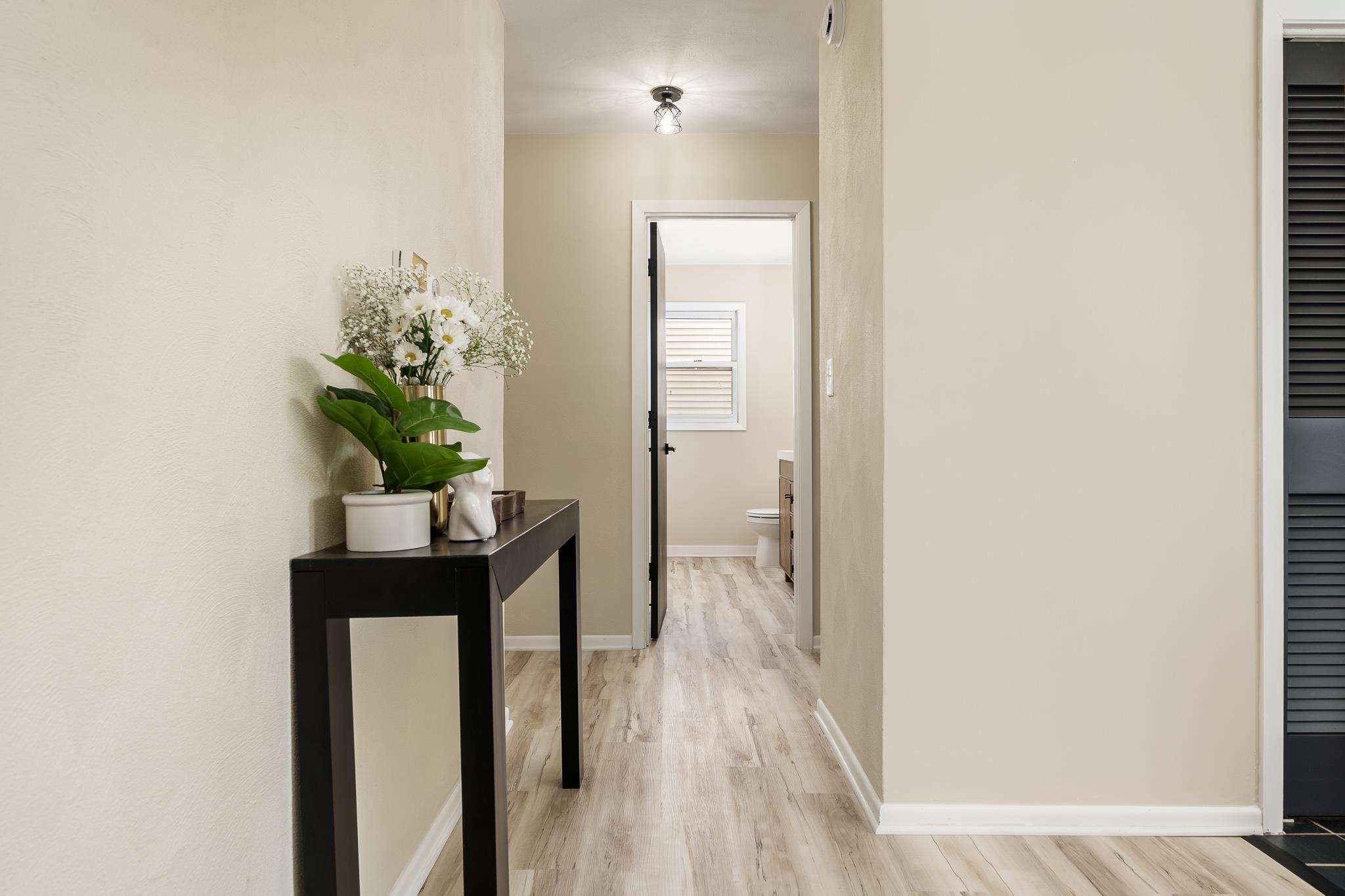 Rockford, Illinois 61114, United States, 3 Bedrooms Bedrooms, ,2 BathroomsBathrooms,Residential,Active,107587