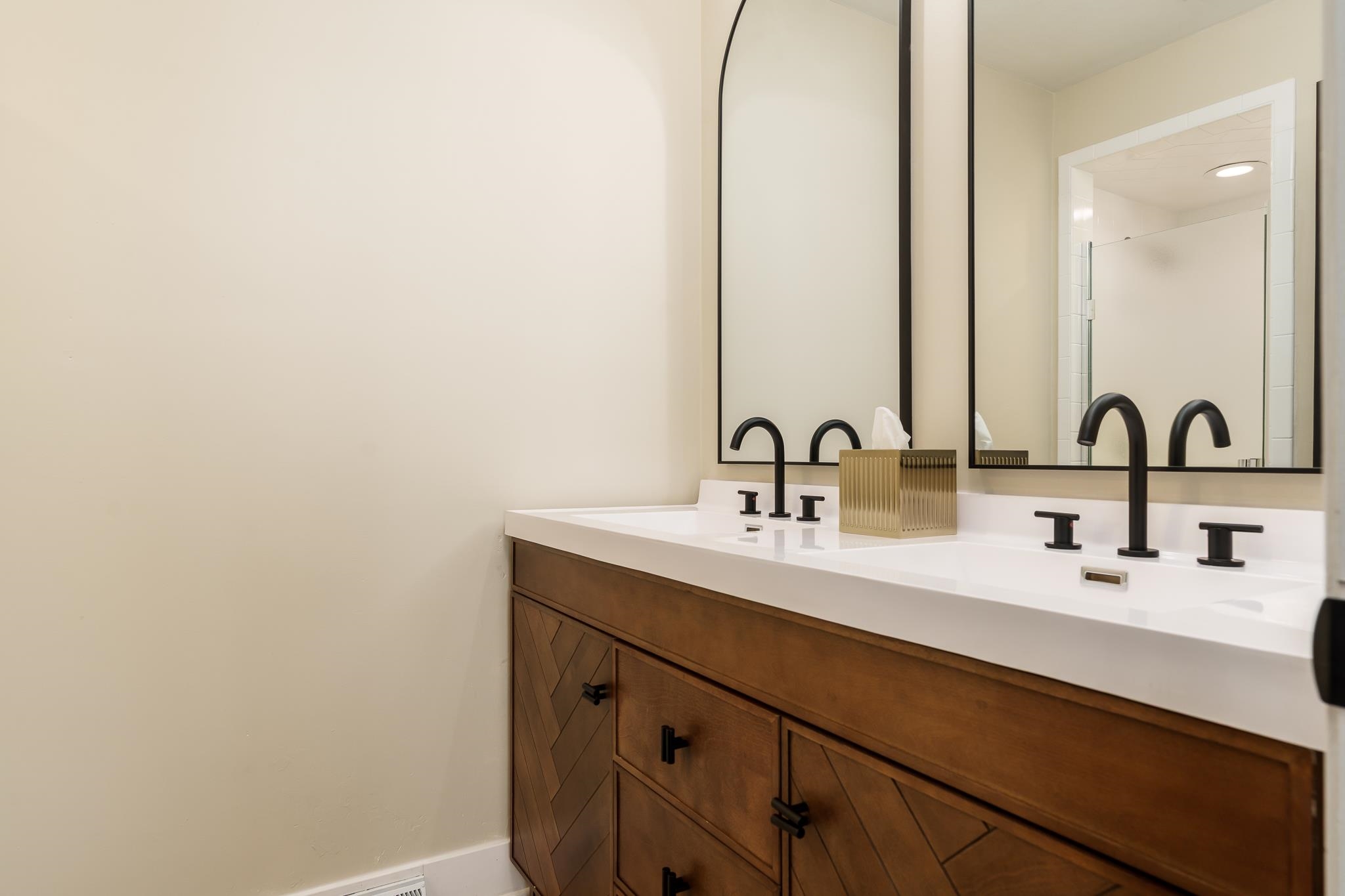 Rockford, Illinois 61114, United States, 3 Bedrooms Bedrooms, ,2 BathroomsBathrooms,Residential,Active,107587