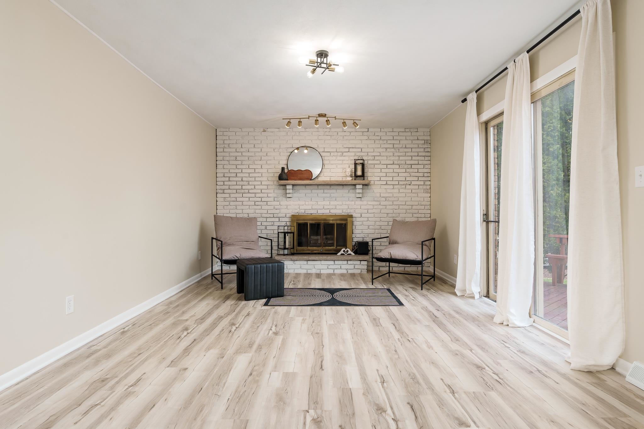 Rockford, Illinois 61114, United States, 3 Bedrooms Bedrooms, ,2 BathroomsBathrooms,Residential,Active,107587