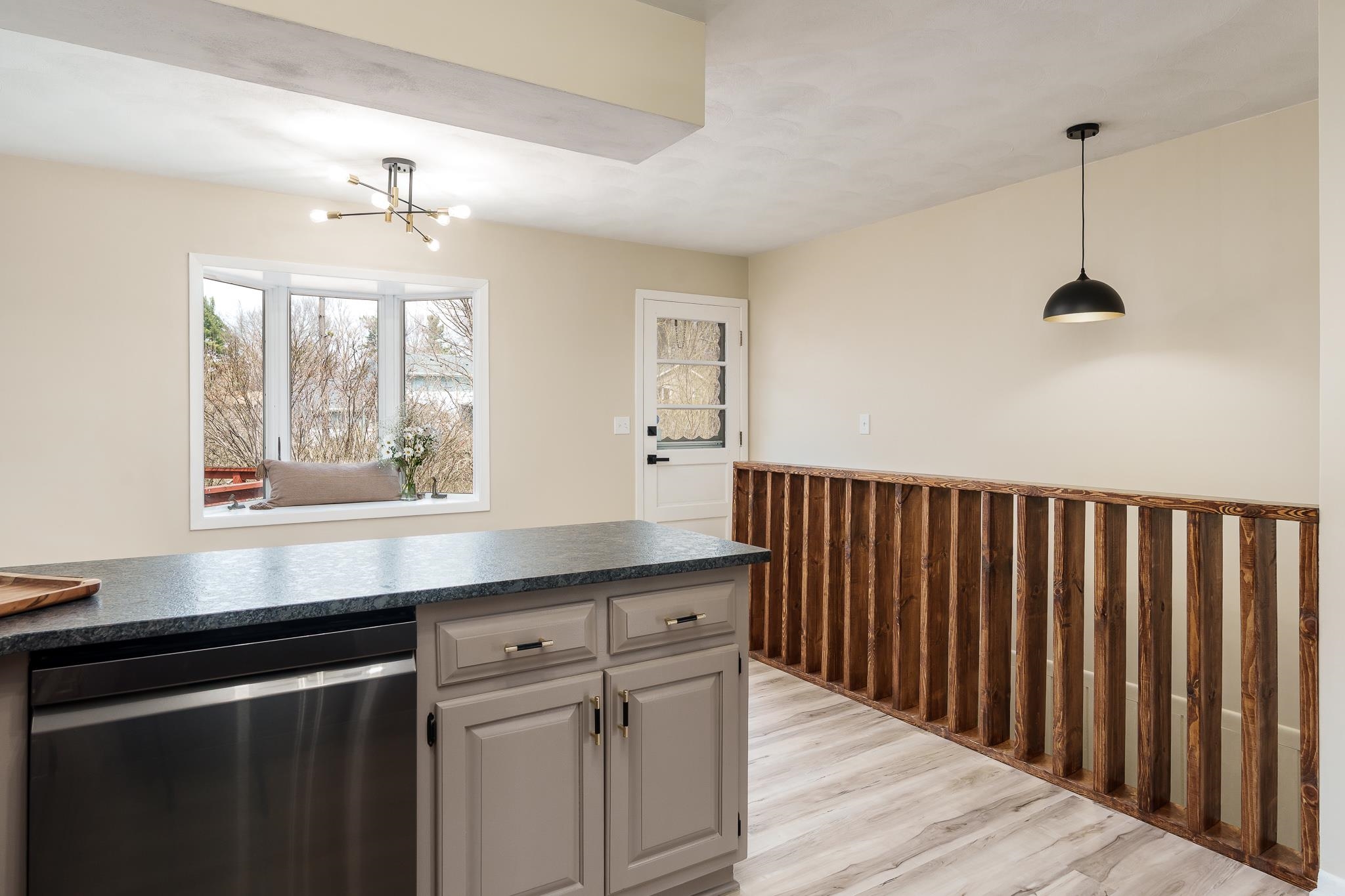 Rockford, Illinois 61114, United States, 3 Bedrooms Bedrooms, ,2 BathroomsBathrooms,Residential,Active,107587