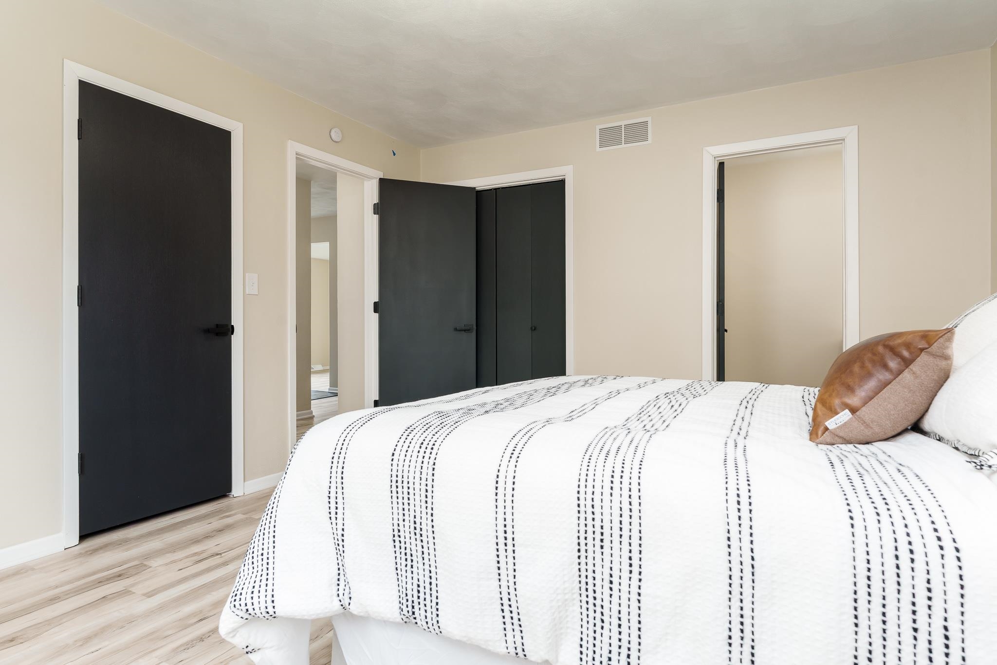 Rockford, Illinois 61114, United States, 3 Bedrooms Bedrooms, ,2 BathroomsBathrooms,Residential,Active,107587