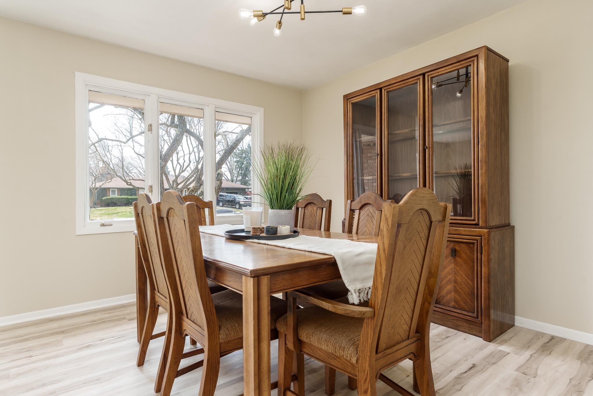 Rockford, Illinois 61114, United States, 3 Bedrooms Bedrooms, ,2 BathroomsBathrooms,Residential,Active,107587