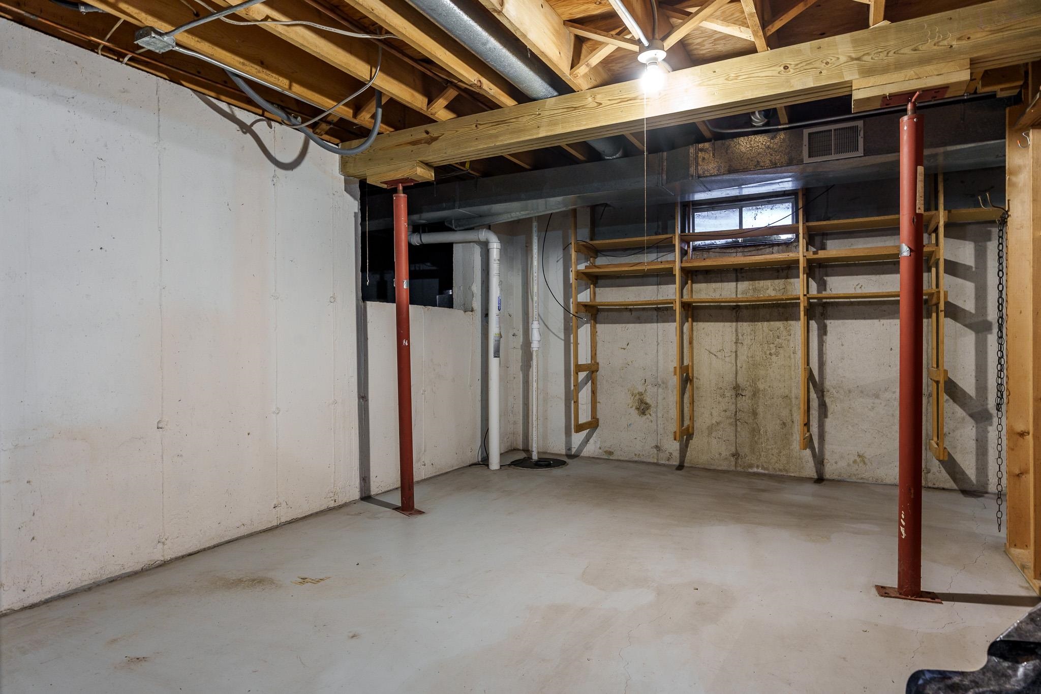 Rockford, Illinois 61114, United States, 3 Bedrooms Bedrooms, ,2 BathroomsBathrooms,Residential,Active,107587