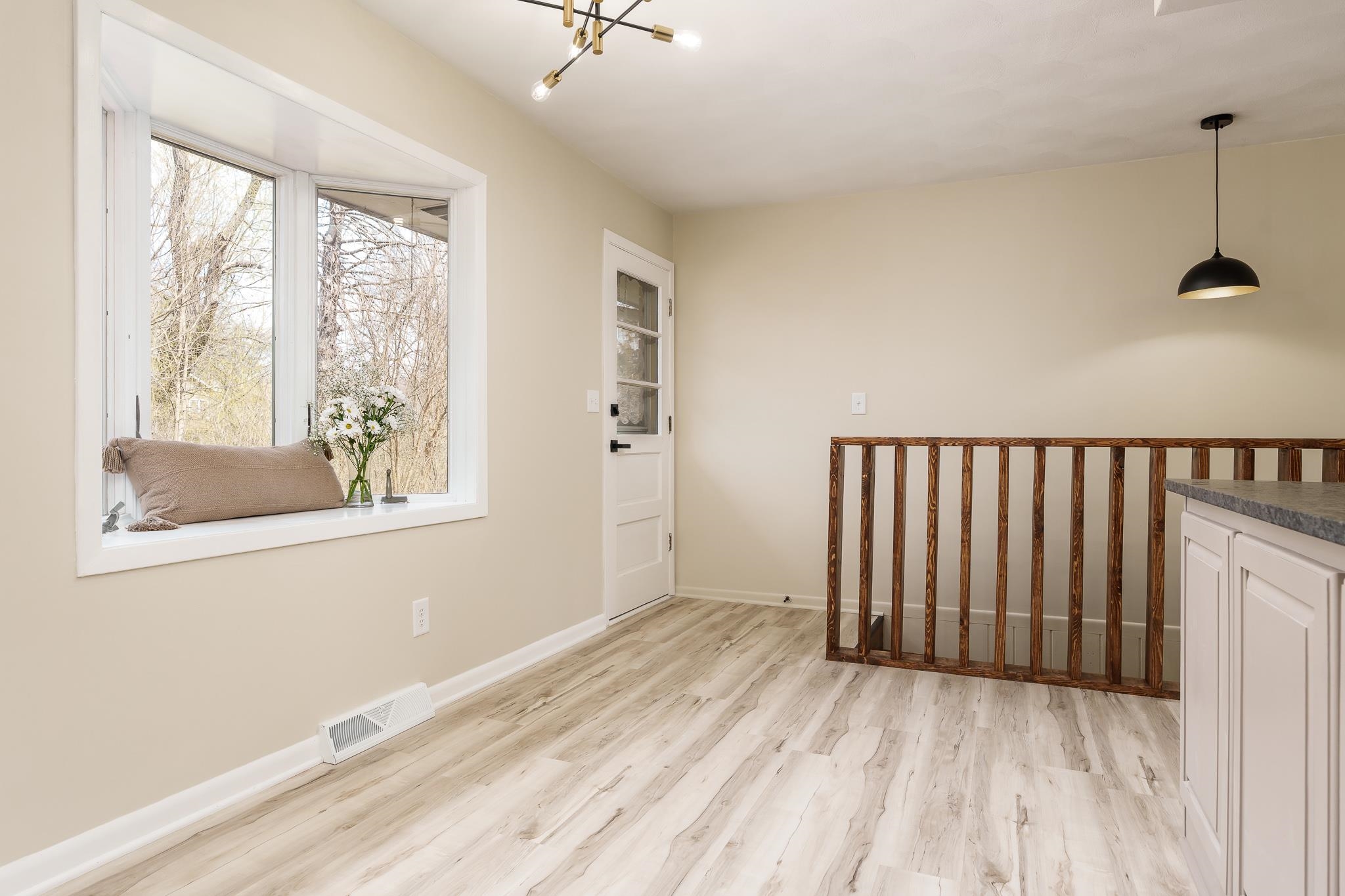 Rockford, Illinois 61114, United States, 3 Bedrooms Bedrooms, ,2 BathroomsBathrooms,Residential,Active,107587