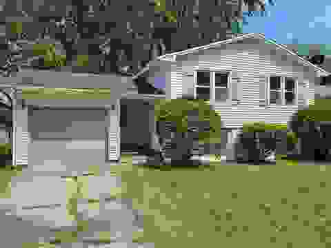 Homes For Sale - 2632 19th Street<br/> Winnebago County, ROCKFORD, IL 61109