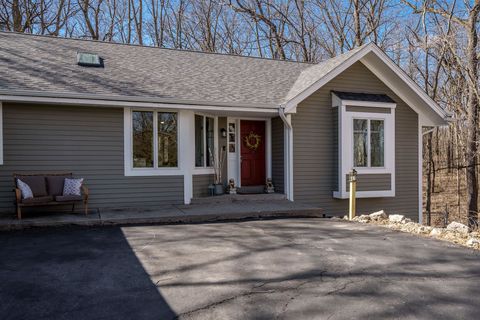 Homes For Sale - 348 Indian Trail<br/> ROCKTON, IL 61072