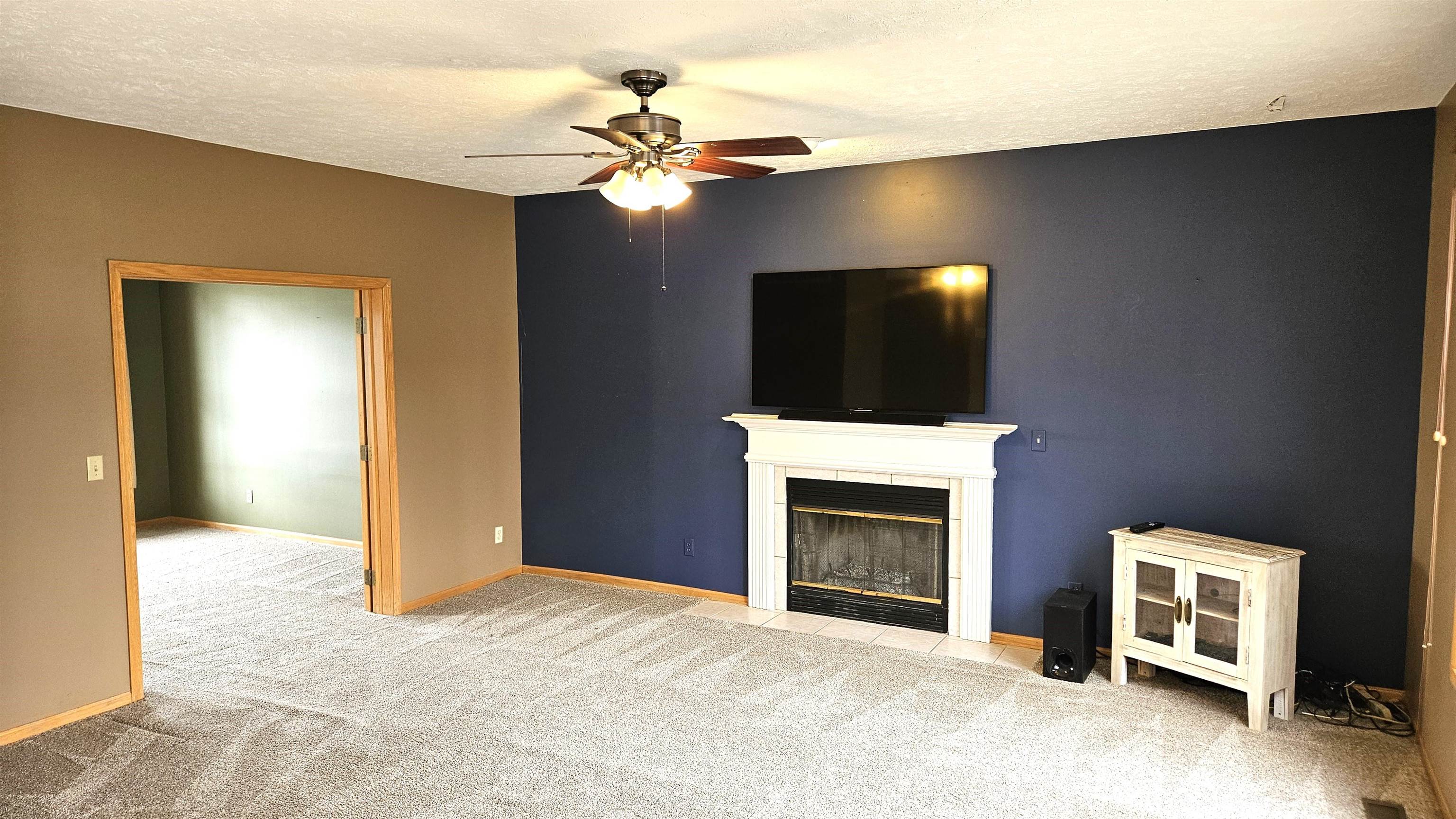 Rockford, Illinois 61114, United States, 4 Bedrooms Bedrooms, ,3 BathroomsBathrooms,Residential,Pending,103786