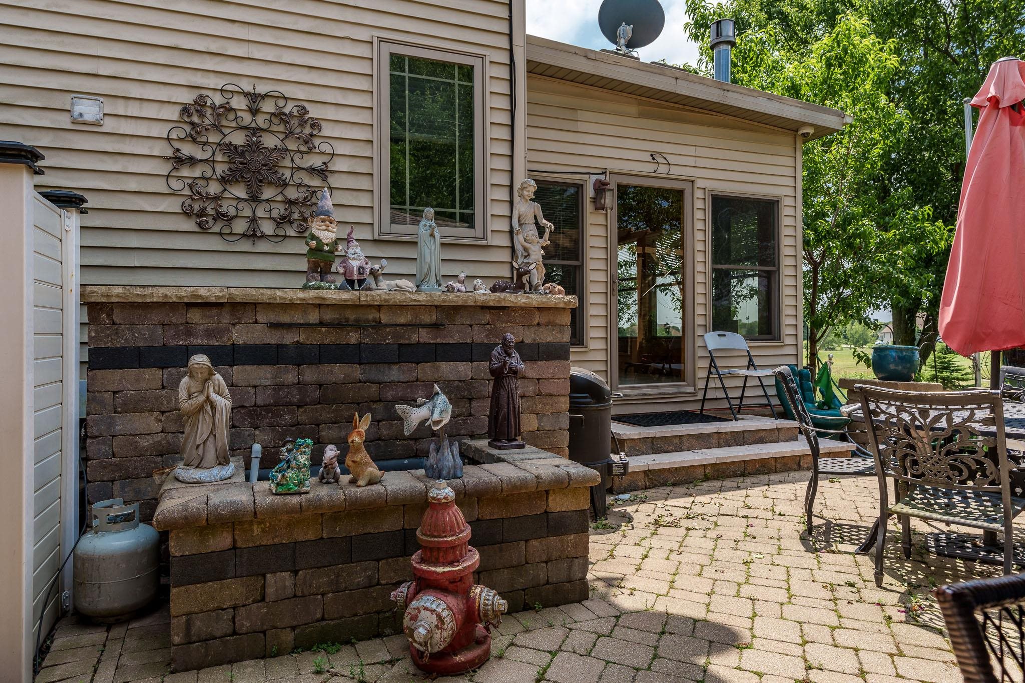 Poplar Grove, Illinois 61065, United States, 4 Bedrooms Bedrooms, ,5 BathroomsBathrooms,Residential,Active,185700