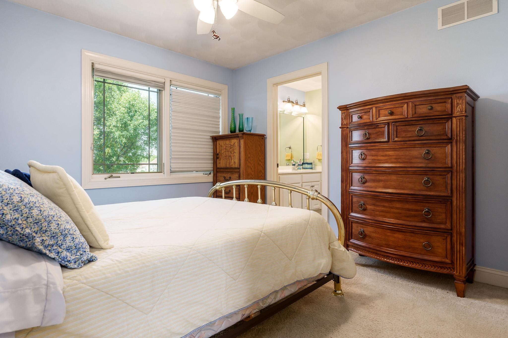 Poplar Grove, Illinois 61065, United States, 4 Bedrooms Bedrooms, ,5 BathroomsBathrooms,Residential,Active,185700