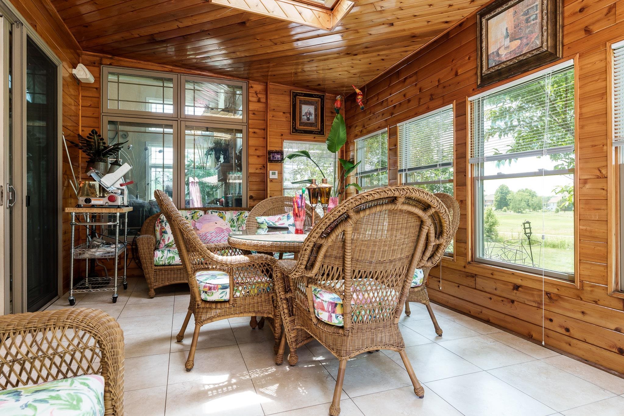 Poplar Grove, Illinois 61065, United States, 4 Bedrooms Bedrooms, ,5 BathroomsBathrooms,Residential,Active,185700