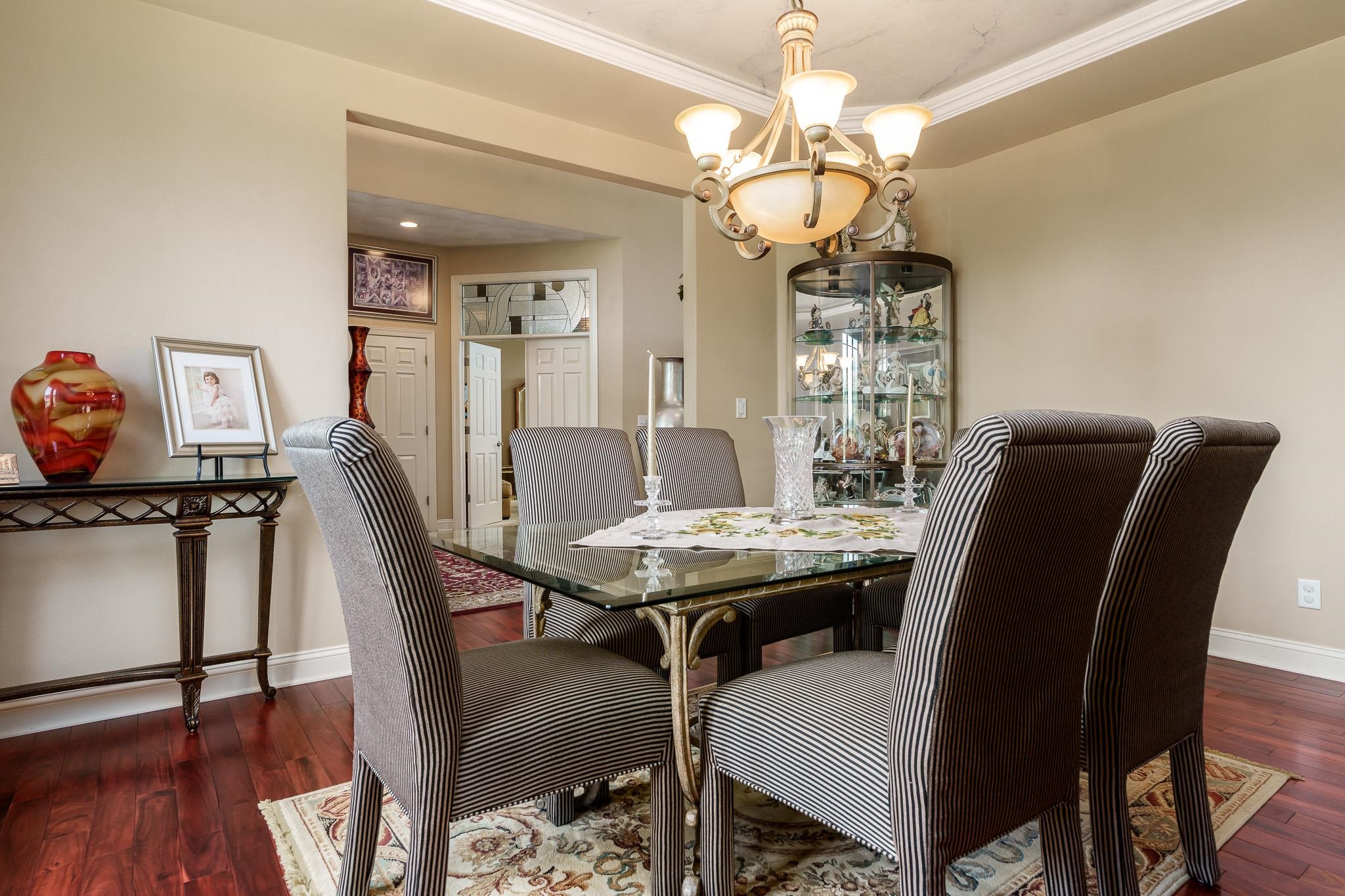 Poplar Grove, Illinois 61065, United States, 4 Bedrooms Bedrooms, ,5 BathroomsBathrooms,Residential,Active,185700