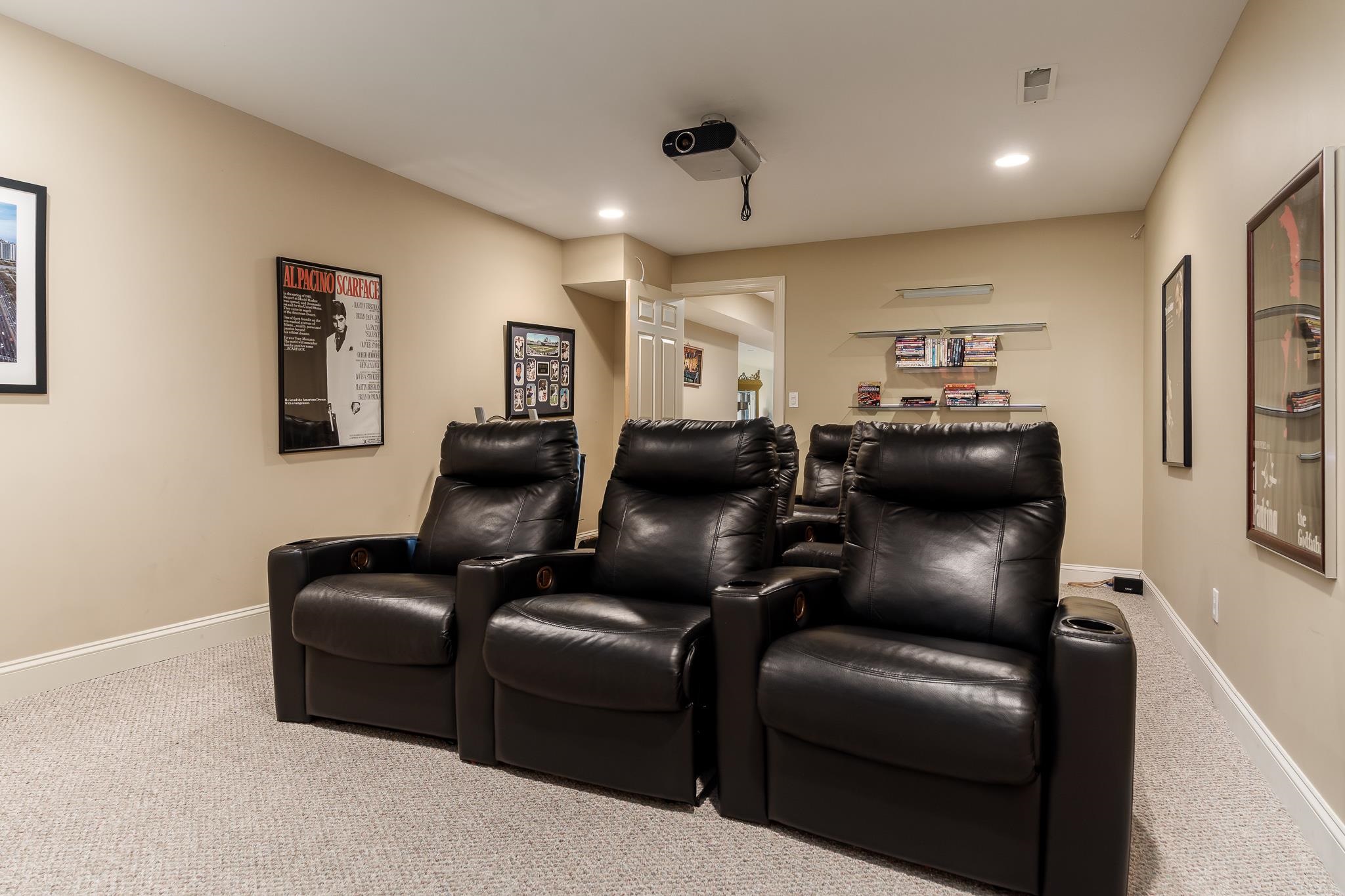 Poplar Grove, Illinois 61065, United States, 4 Bedrooms Bedrooms, ,5 BathroomsBathrooms,Residential,Active,185700