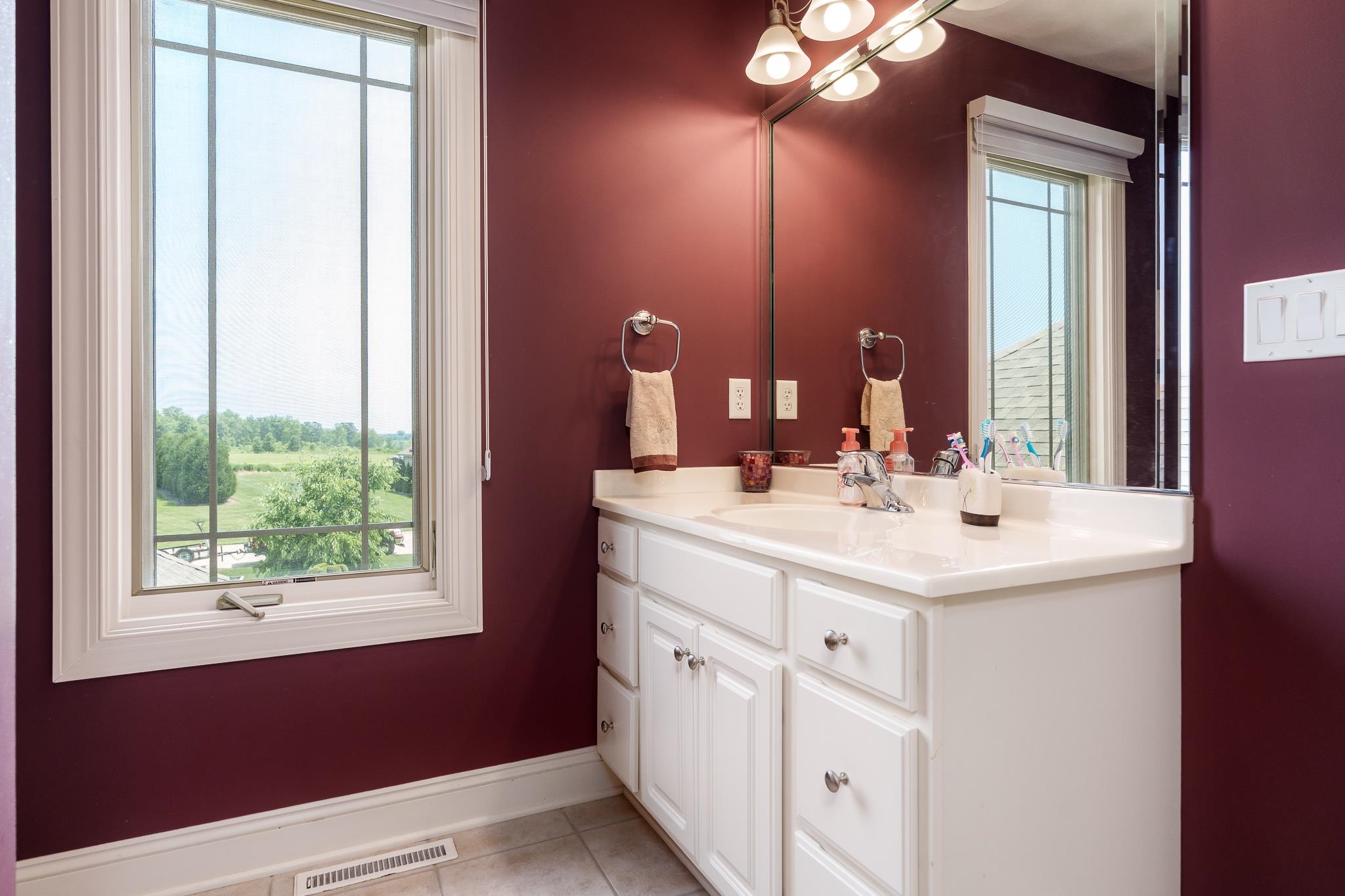 Poplar Grove, Illinois 61065, United States, 4 Bedrooms Bedrooms, ,5 BathroomsBathrooms,Residential,Active,185700