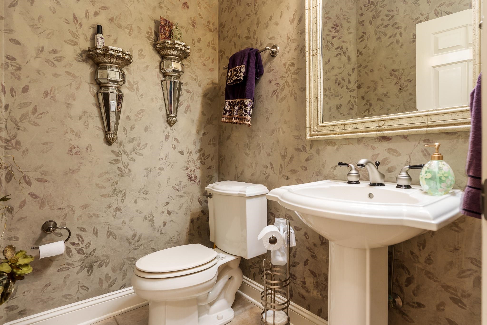 Poplar Grove, Illinois 61065, United States, 4 Bedrooms Bedrooms, ,5 BathroomsBathrooms,Residential,Active,185700