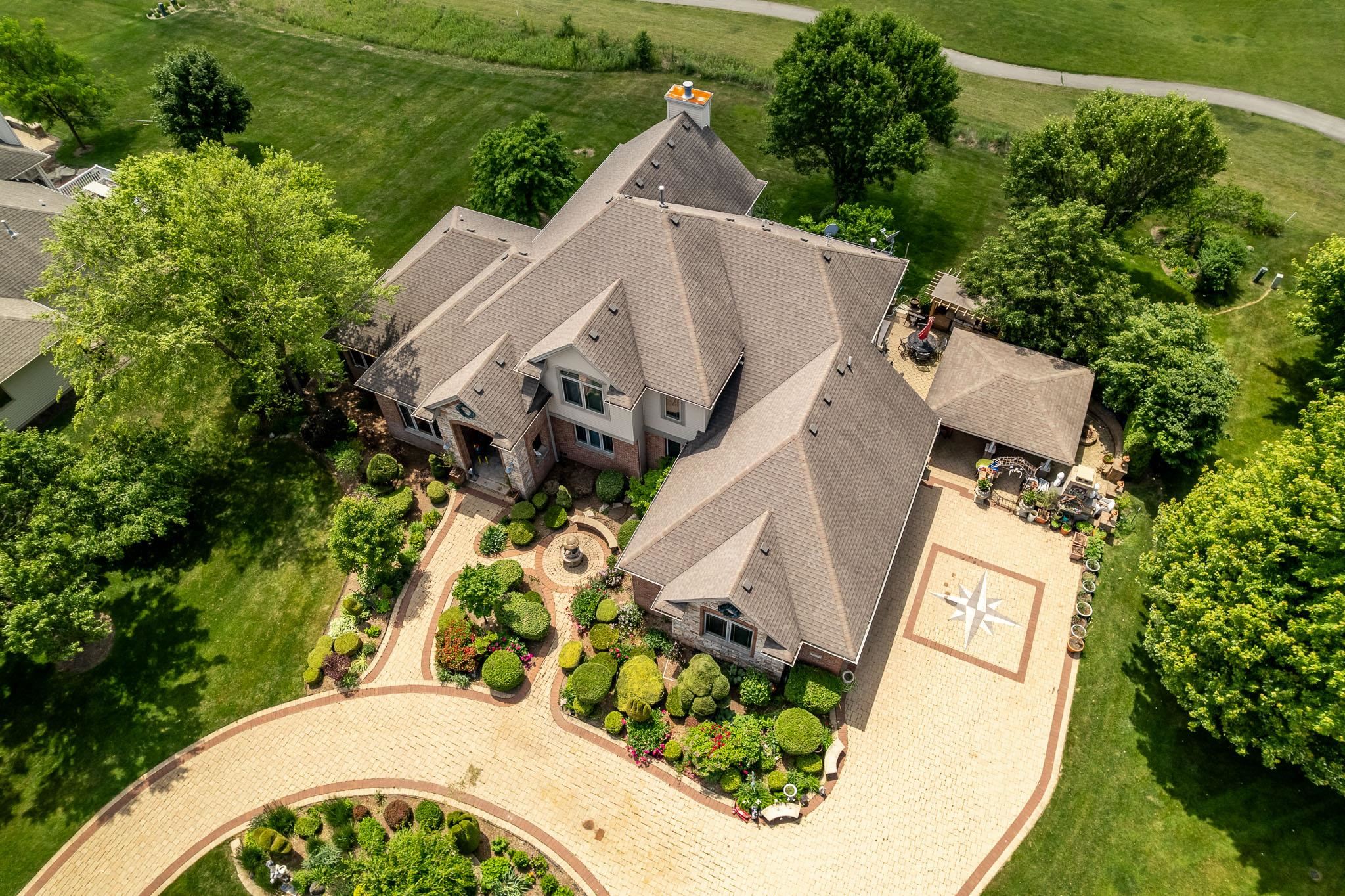 Poplar Grove, Illinois 61065, United States, 4 Bedrooms Bedrooms, ,5 BathroomsBathrooms,Residential,Active,185700