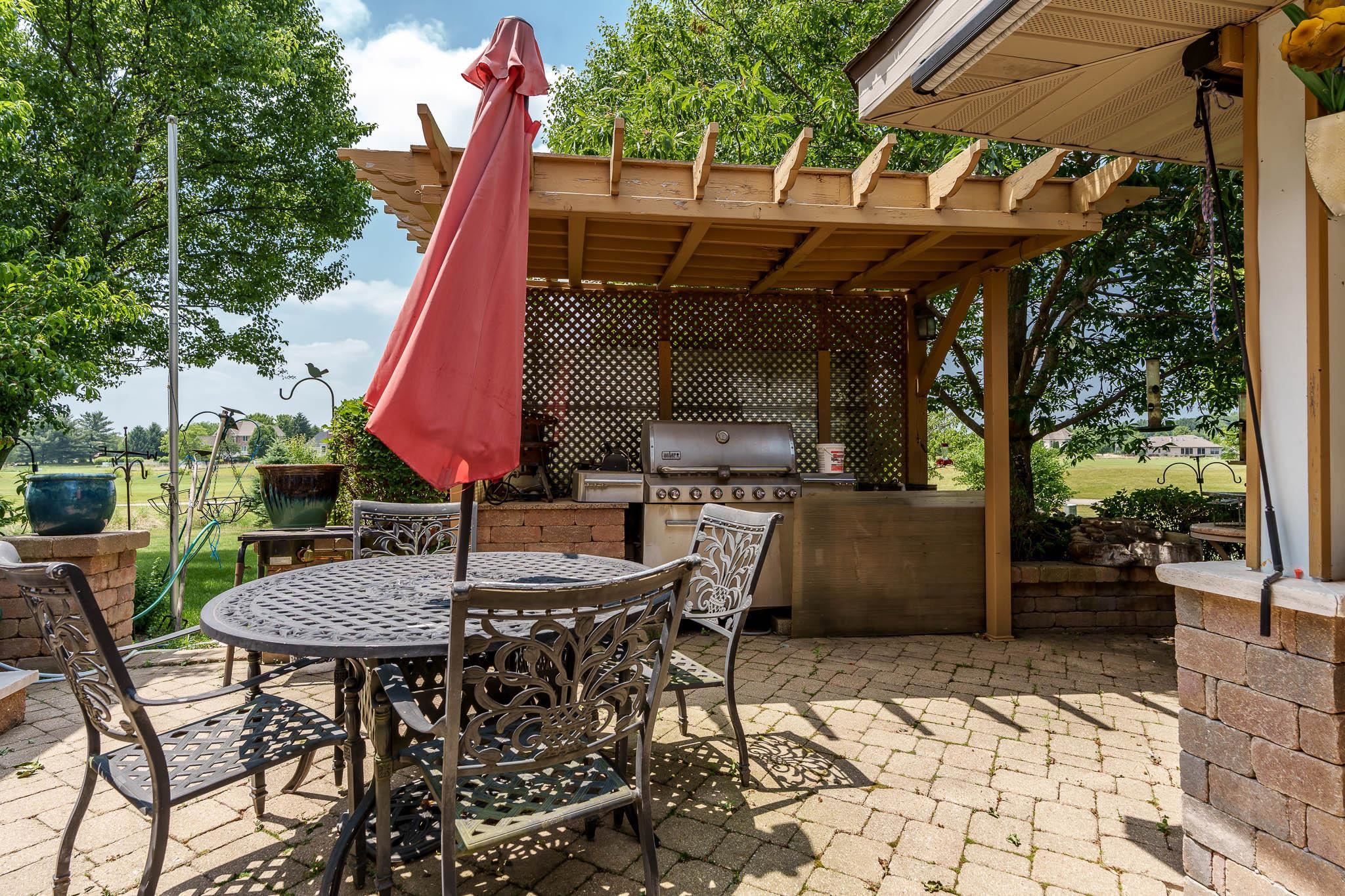 Poplar Grove, Illinois 61065, United States, 4 Bedrooms Bedrooms, ,5 BathroomsBathrooms,Residential,Active,185700