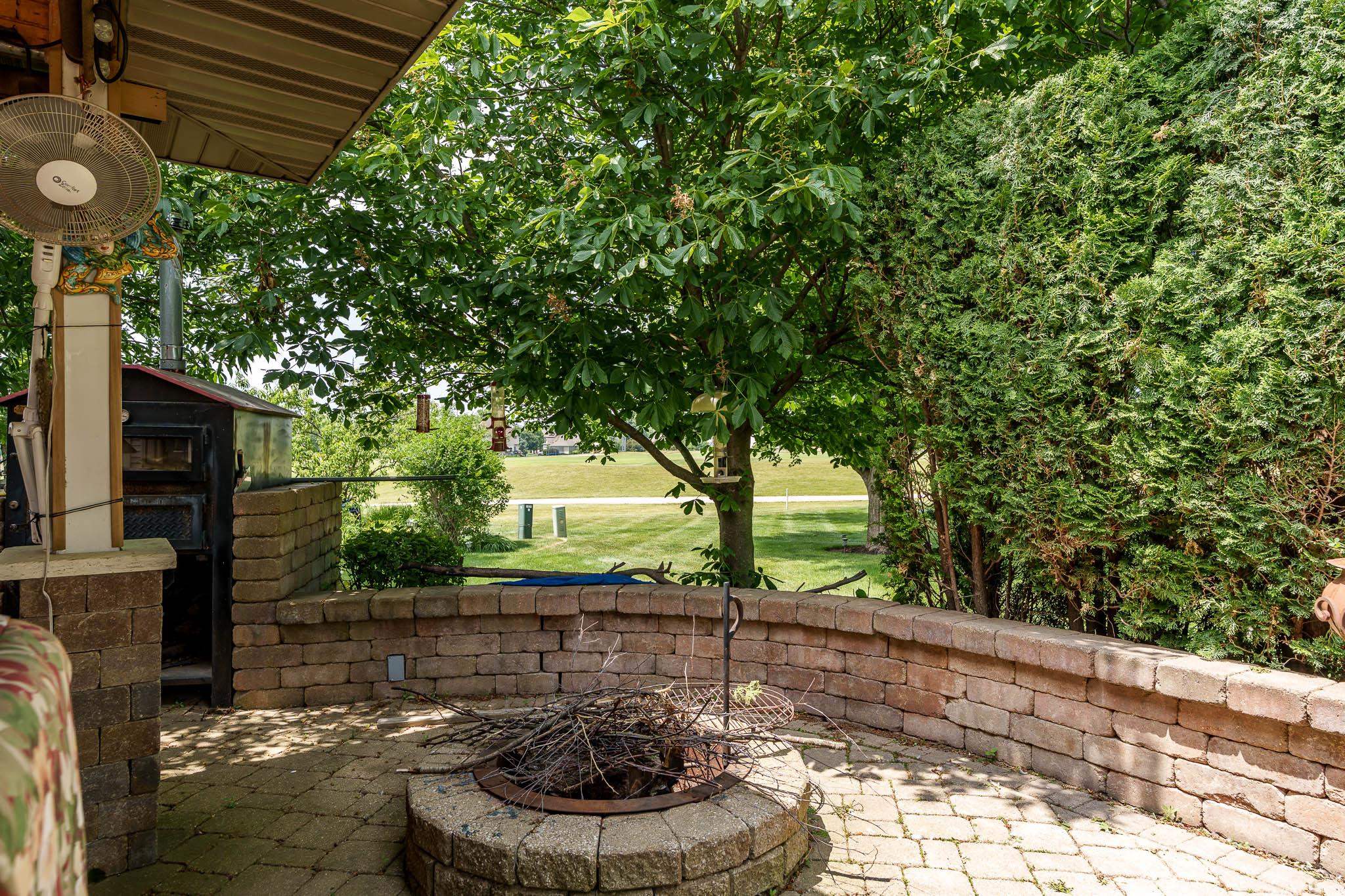 Poplar Grove, Illinois 61065, United States, 4 Bedrooms Bedrooms, ,5 BathroomsBathrooms,Residential,Active,185700