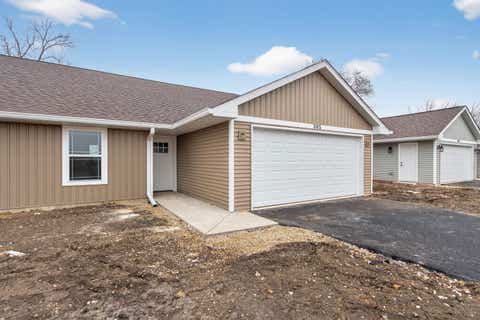 Condo For Sale - 305 W South Street<br/> DURAND, IL 61024