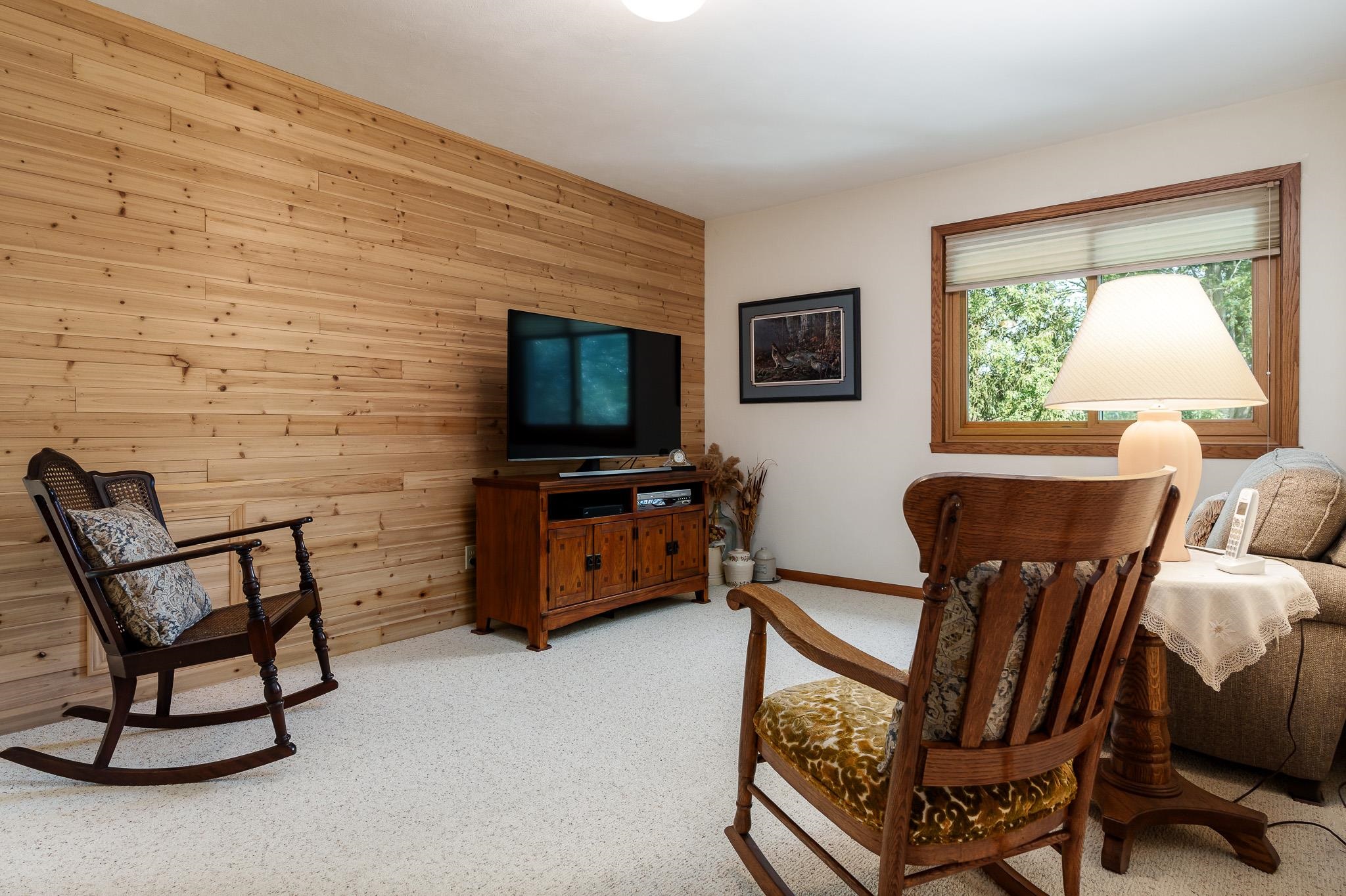 Rockton, Illinois 61072, United States, 3 Bedrooms Bedrooms, ,3 BathroomsBathrooms,Residential,Pending,46512