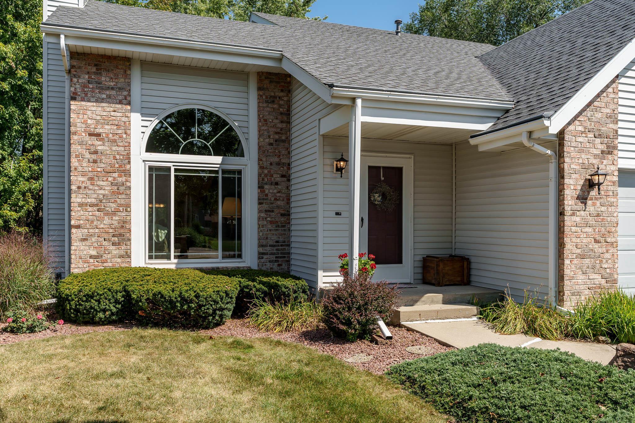 Rockton, Illinois 61072, United States, 3 Bedrooms Bedrooms, ,3 BathroomsBathrooms,Residential,Pending,46512