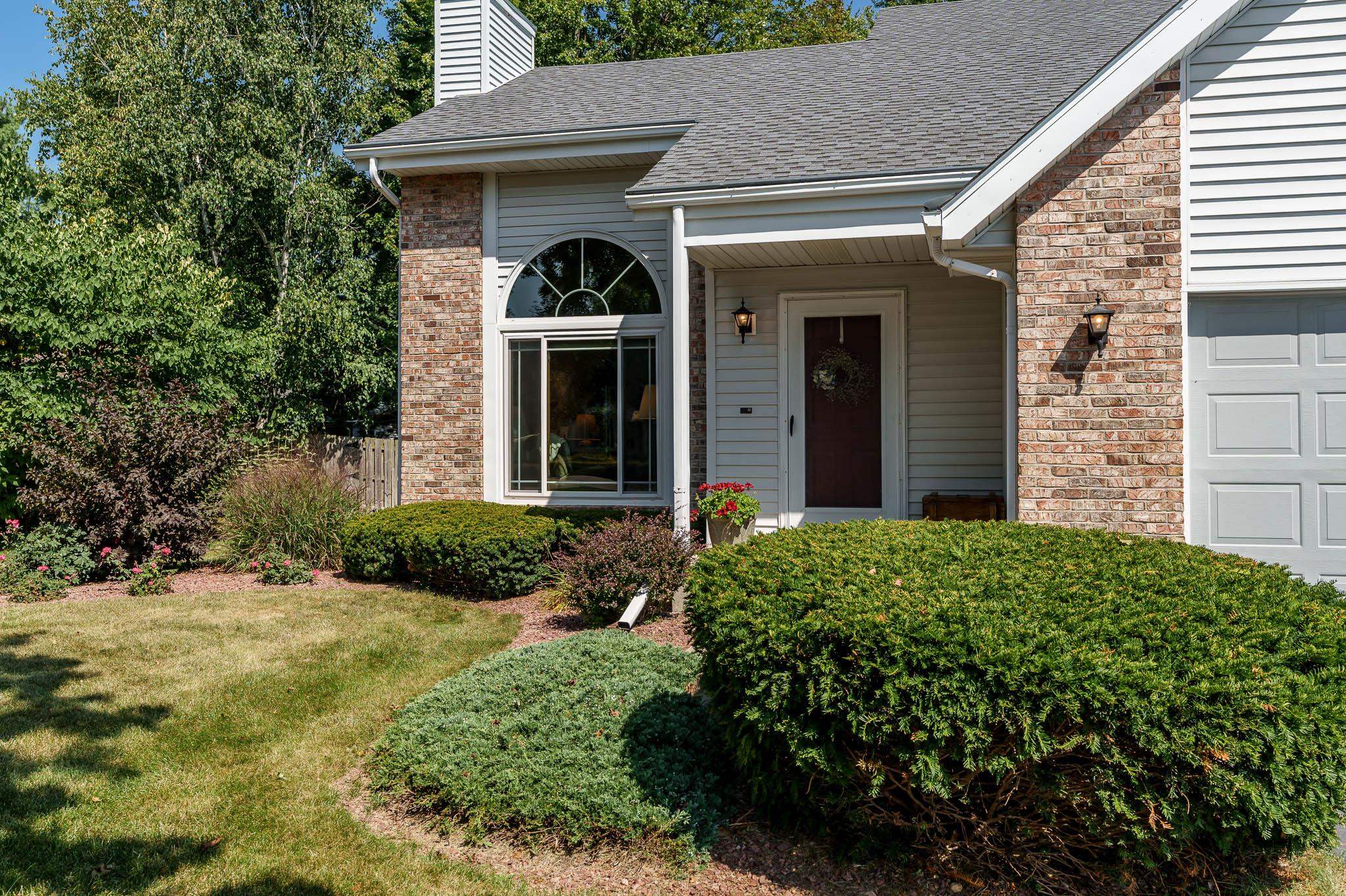 Rockton, Illinois 61072, United States, 3 Bedrooms Bedrooms, ,3 BathroomsBathrooms,Residential,Pending,46512