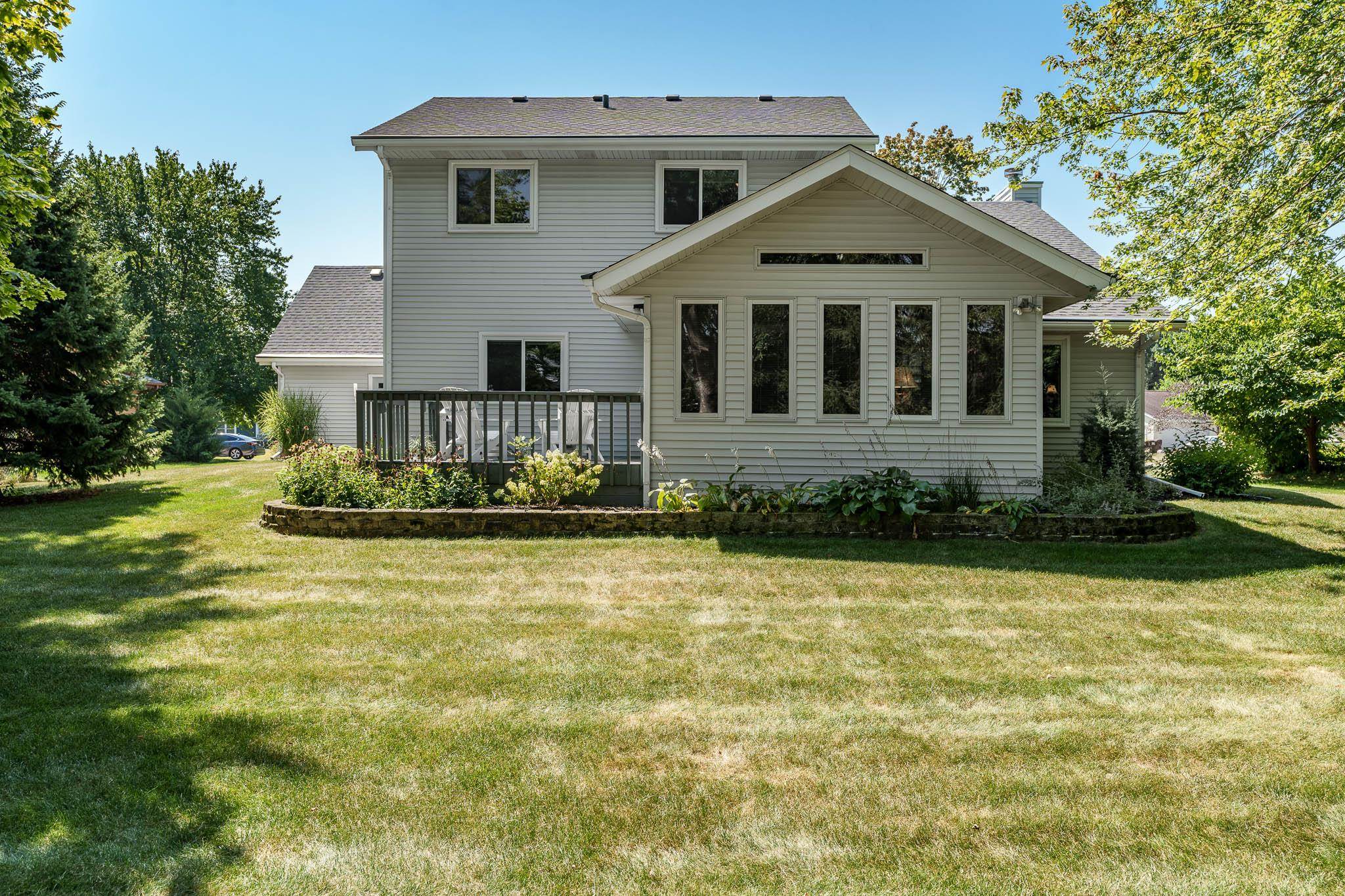 Rockton, Illinois 61072, United States, 3 Bedrooms Bedrooms, ,3 BathroomsBathrooms,Residential,Pending,46512