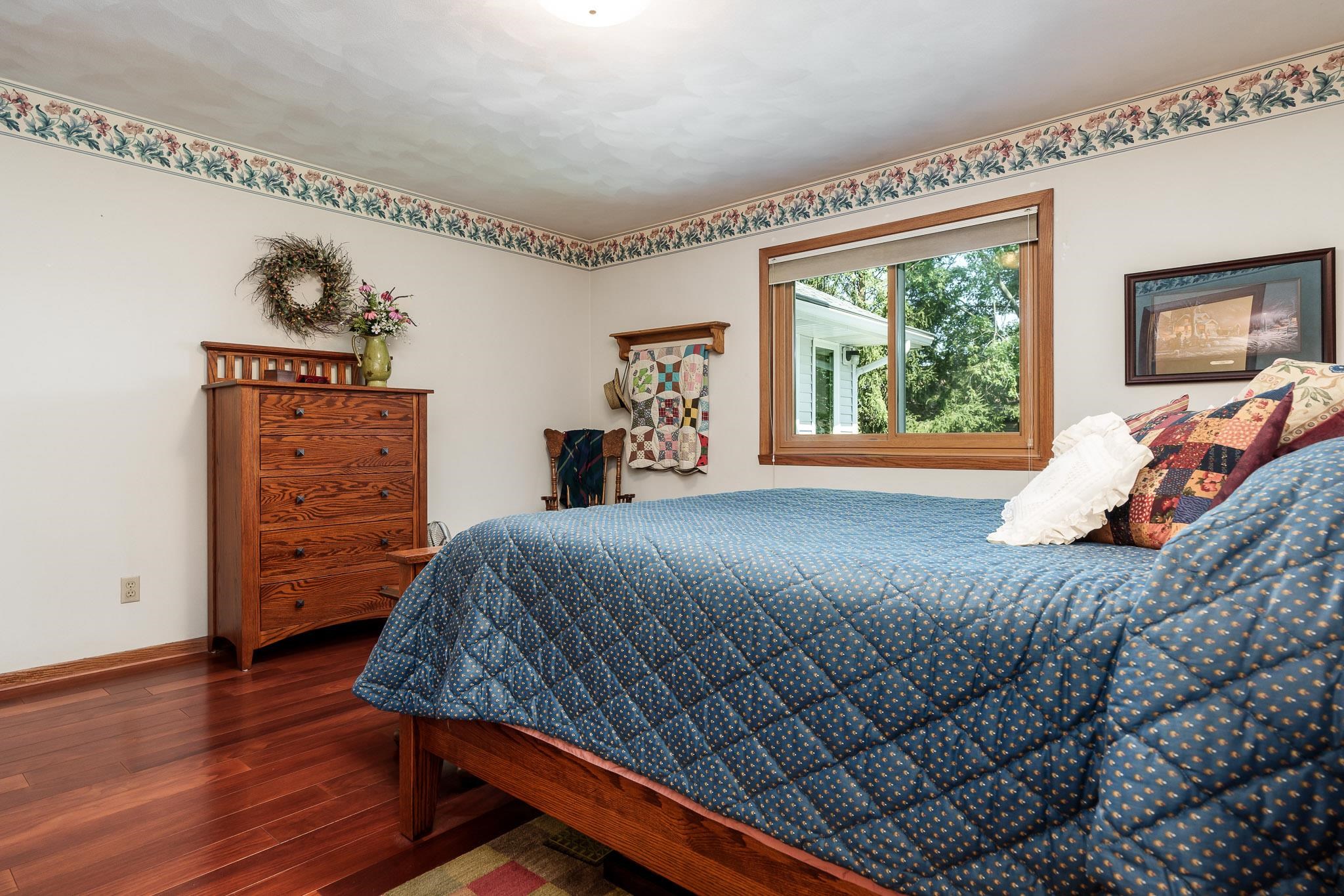 Rockton, Illinois 61072, United States, 3 Bedrooms Bedrooms, ,3 BathroomsBathrooms,Residential,Pending,46512