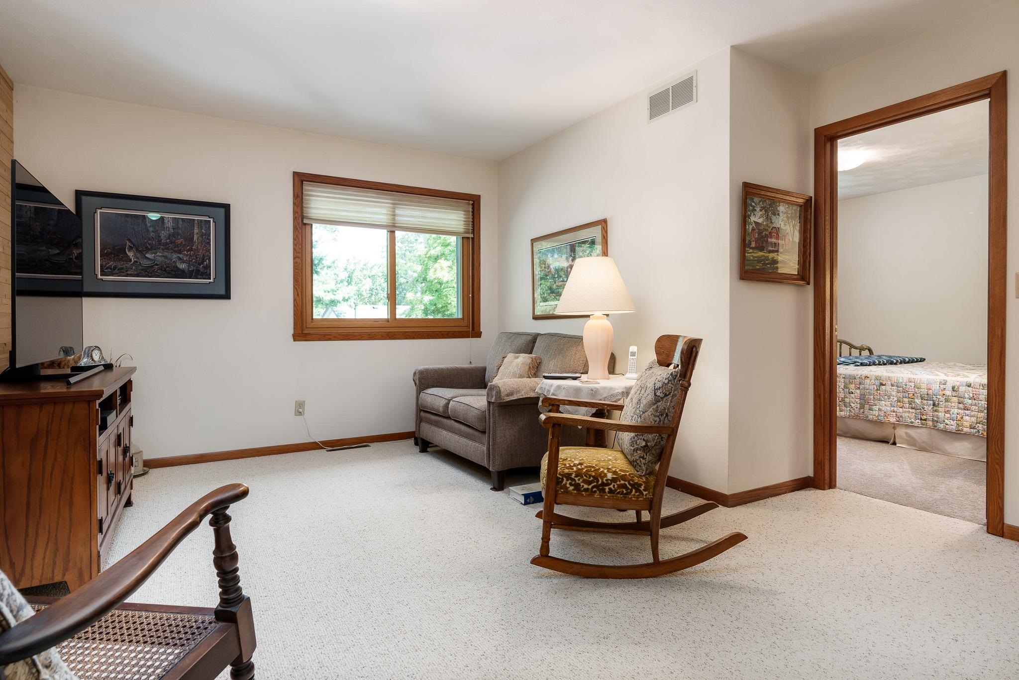 Rockton, Illinois 61072, United States, 3 Bedrooms Bedrooms, ,3 BathroomsBathrooms,Residential,Pending,46512