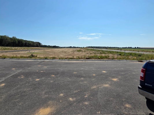 ADDRESS PRIVATE, POPLAR GROVE, IL 61065 - Image c2907d0aa2d4301ed9620982fe034b68/2045698610