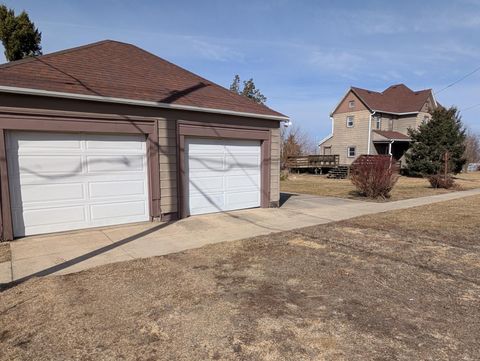 Homes For Sale - 502 N Walnut Avenue<br/> FORRESTON, IL 61030