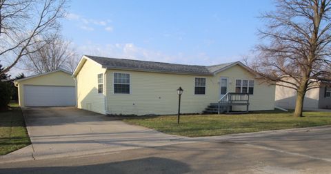 Mobile Home For Sale - 5435 Autumn Ash Lane<br/> MACHESNEY PARK, IL 61115