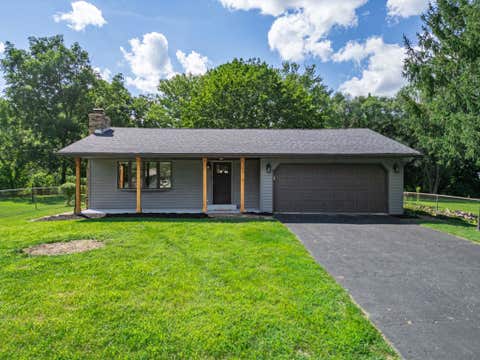 Homes For Sale - 6816 Stardust Trail<br/> ROSCOE, IL 61073